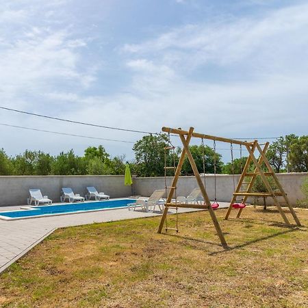 Apartmani Krzak นิน ภายนอก รูปภาพ