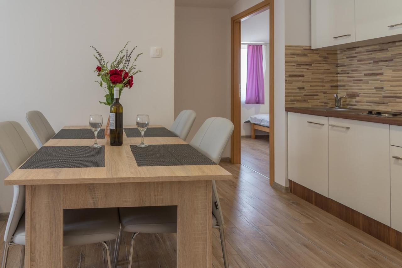 Apartmani Krzak นิน ภายนอก รูปภาพ